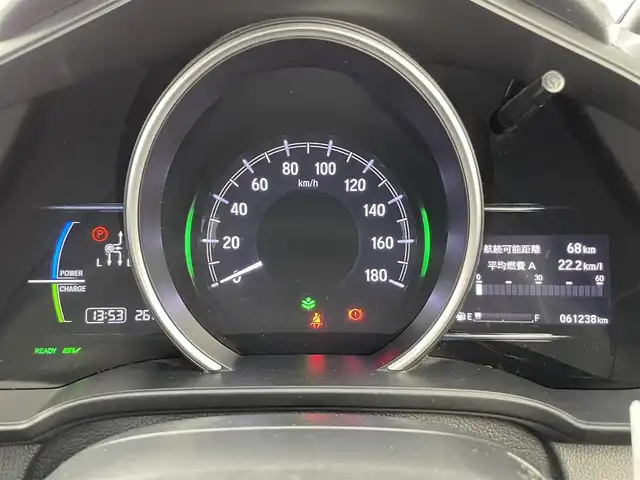 ホンダ フィット ハイブリット モデューロスタイル ホンダセンシング 富山県 2019(令1)年 6.2万km プラチナホワイトパール 純正8型ナビ（AM/FM/DVD/BT/フルセグ）/バックカメラ/ドライブレコーダー/ETC/ハーフレザーシート/衝突被害軽減システム/レーダークルーズコントロール/レーンキープアシスト/横滑り防止装置/アイドリングストップ/オートLEDライト/純正フロアマット/社外アルミホイール/革巻きステアリング/ステアリングスイッチ/スマートキー