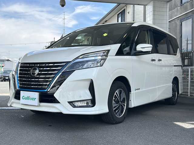 日産 セレナ e－パワー ハイウェイスター V 京都府 2021(令3)年 4.8万km ブリリアントホワイトパール 純正ナビ10インチ/フリップダウンモニター/純正エアロサイド　/ＢＳＭ　/衝突被害軽減システム/レーンキープアシスト　/コーナーセンサー/アイドリングストップ/全方位カメラ/ドライブレコーダー（DJ4-D）　　/プロパイロット　/オートライト　/ＬＥＤライト/フォグランプ　/ウィンカーミラー/デジタルインナーミラー　/両側パワースライドドア/フルセグTV/プッシュスタート/スマートキー/ワンオーナー/ブルーレイ再生/禁煙車