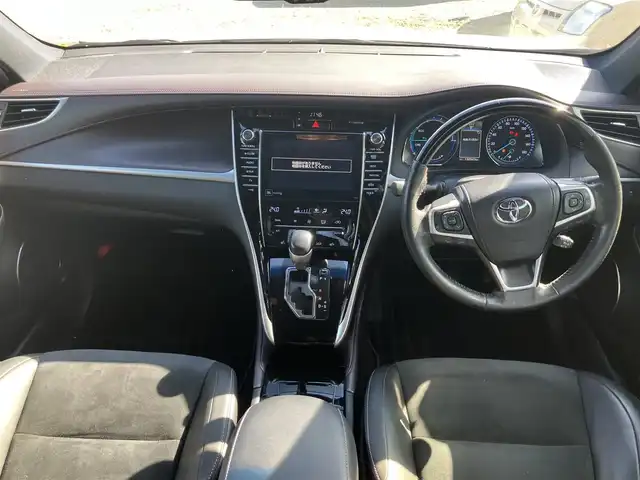 トヨタ ハリアー ハイブリッド プレミアム アドバンスド スタイルモーヴ 広島県 2015(平27)年 15.1万km ホワイトパールクリスタルシャイン ワンオーナー/メーカナビ・フルセグTV/ハーフレザーシート/パワーシート・シートヒーター/パノラミックビューモニター/プリクラッシュセーフティー/LEDオートライト/JBLサウンドシステム/パワーバックドア/クルーズコントロール/スマートキー