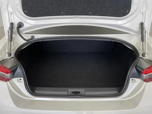 トヨタ ８６ GT 埼玉県 2018(平30)年 3.2万km クリスタルホワイトパール TRDエアロ/社外ナビ/(CD/DVD/Bluetooth/フルセグ)/バックカメラ/クルーズコントロール/スマートキー/ETC/純正フロアマット/純正17インチアルミホイール