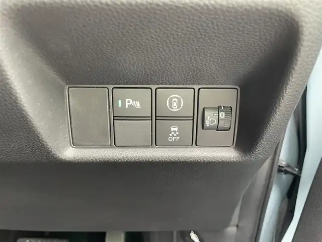 ホンダ フィット e:HEVクロスター 福岡県 2021(令3)年 1.2万km サーフブルー レーンキープアシスト/横滑り防止装置/エアバッグ(W＋サイド)/カーテンエアバッグ/ABS/パーキングアシスト/前後コーナーセンサー/バックカメラ/Gathersナビ(BT/CD/iPod/AUX/AMFM/フルセグ)/クルーズコントロール(追従あり)/オートライト/純正アルミホイール/純正フロアマット/スマートキー/ワンオーナー