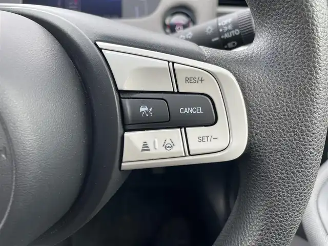 ホンダ フィット e:HEVクロスター 福岡県 2021(令3)年 1.2万km サーフブルー レーンキープアシスト/横滑り防止装置/エアバッグ(W＋サイド)/カーテンエアバッグ/ABS/パーキングアシスト/前後コーナーセンサー/バックカメラ/Gathersナビ(BT/CD/iPod/AUX/AMFM/フルセグ)/クルーズコントロール(追従あり)/オートライト/純正アルミホイール/純正フロアマット/スマートキー/ワンオーナー