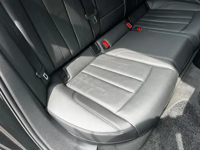 アウディ Ａ４ アバント 45TSFIクワトロ マイスターシュトック 富山県 2019(令1)年 1万km 黒 HDDナビ/フルセグテレビ/360°カメラ/Bluetooth接続/AM/FMラジオ/CD再生/アイドリングストップ/プッシュスタート/純正前後ドラレコ/ACC/パワーバックドア/ETC2.0/D/N席シートヒーター/バーチャルコックピット/クワトロ