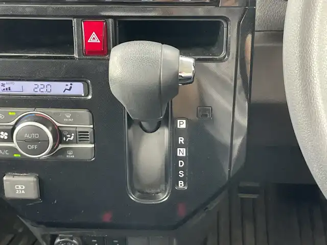 トヨタ ルーミー G 愛知県 2021(令3)年 3.1万km レーザーブルークリスタルシャイン 純正9インチディーラーオプションナビ/（Bluetooth・フルセグ・USB・SD）/パノラミックビューモニター/スマートアシスト/・衝突軽減ブレーキ/・オートマチックハイビーム/・レーンキープアシスト/クリアランスソナー/ビルトインETC/D+N席シートヒーター/両側パワースライドドア/アイドリングストップ/LEDヘッドライト/フロアマット/ドアバイザー/プッシュスタート/スマートキー/横滑り防止装置