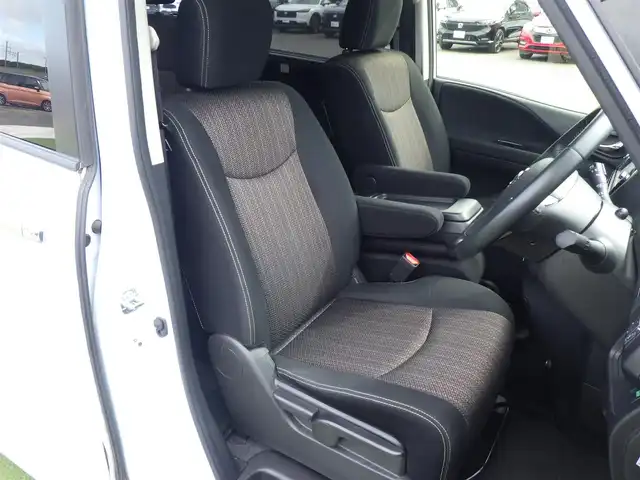 日産 セレナ HWS S HV Vエアロ+Sefty 千葉県 2015(平27)年 3.9万km ブルームーンホワイトP エマージェンシーブレーキ/クルーズコントロール/両側パワースライドドア/純正メモリーナビ/地デジTV/【DVD/CD再生機能　Bluetooth接続】/アラウンドビューモニター/フリップダウンモニター/ドライブレコーダー/革巻きステアリング/ETC/LEDヘッドライト/フォグライト/ウインカーミラー/コーナーセンサー/純正16インチアルミホイル/インテリジェントキー