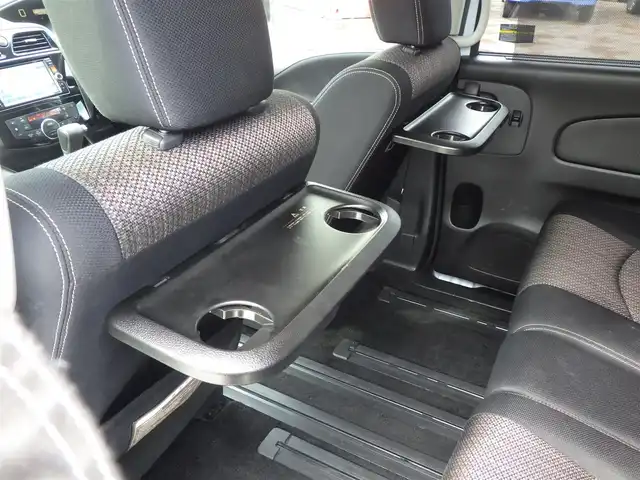 日産 セレナ HWS S HV Vエアロ+Sefty 千葉県 2015(平27)年 3.9万km ブルームーンホワイトP エマージェンシーブレーキ/クルーズコントロール/両側パワースライドドア/純正メモリーナビ/地デジTV/【DVD/CD再生機能　Bluetooth接続】/アラウンドビューモニター/フリップダウンモニター/ドライブレコーダー/革巻きステアリング/ETC/LEDヘッドライト/フォグライト/ウインカーミラー/コーナーセンサー/純正16インチアルミホイル/インテリジェントキー
