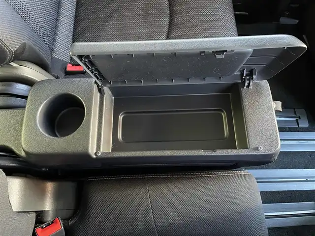 日産 セレナ HWS S HV Vエアロ+Sefty 大阪府 2015(平27)年 3.9万km ブルームーンホワイトP セーフティシステム/　・踏み間違い衝突防止アシスト/　・アラウンドビューモニター/　・セーフティパックA/純正メモリーナビ/地デジTV/【DVD/CD再生機能　Bluetooth接続】/LEDヘッドライト/オートライト/両側PSD/電格ミラー/スマートキー/フロアマット/プッシュスタート