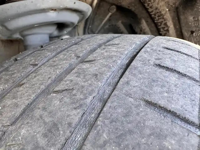 トヨタ ハリアー ハイブリッド Z 宮城県 2021(令3)年 5.5万km ホワイトパールクリスタルシャイン モデリスタエアロ（F/S/R）/セーフティセンス/・プリクラッシュセーフティ/・レーントレーシングアシスト/・レーダークルーズコントロール/・アダプティブハイビームシステム/・ロードサインアシスト/ブラインドスポットモニター/パーキングサポートブレーキ（前後方静止物/後方接近車両）/デジタルインナーミラー/カラーヘッドアップディスプレイ/TコネクトSDナビゲーションシステム/・12.3インチディスプレイ/・SDナビ/・Bluetooth/・AppleCarPlay/AndroidAuto/・フルセグTV/パノラミックビューモニター/ビルトインETC2.0/ハンズフリーパワーバックドア/ハーフレザーシート/パワーシート/革巻きステアリング/ステアリングスイッチ/電動パーキングブレーキ/ブレーキホールド/LEDヘッドランプ/フォグランプ/オートライト/スマートキー＆プッシュスタート/スペアキー/電動格納ミラー/純正19インチAW/純正フロアマット/W/サイド/カーテンエアバッグ