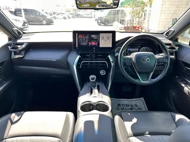 トヨタ ハリアー ハイブリッド Z 宮城県 2021(令3)年 5.5万km ホワイトパールクリスタルシャイン モデリスタエアロ（F/S/R）/セーフティセンス/・プリクラッシュセーフティ/・レーントレーシングアシスト/・レーダークルーズコントロール/・アダプティブハイビームシステム/・ロードサインアシスト/ブラインドスポットモニター/パーキングサポートブレーキ（前後方静止物/後方接近車両）/デジタルインナーミラー/カラーヘッドアップディスプレイ/TコネクトSDナビゲーションシステム/・12.3インチディスプレイ/・SDナビ/・Bluetooth/・AppleCarPlay/AndroidAuto/・フルセグTV/パノラミックビューモニター/ビルトインETC2.0/ハンズフリーパワーバックドア/ハーフレザーシート/パワーシート/革巻きステアリング/ステアリングスイッチ/電動パーキングブレーキ/ブレーキホールド/LEDヘッドランプ/フォグランプ/オートライト/スマートキー＆プッシュスタート/スペアキー/電動格納ミラー/純正19インチAW/純正フロアマット/W/サイド/カーテンエアバッグ
