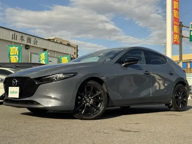 マツダ マツダ３ファストバック 20S ブラックトーンED 千葉県 2022(令4)年 2.2万km ポリメタルグレーM ワンオーナー/i-ACTIVSENSE/・衝突被害軽減ブレーキ/・AT誤発進抑制機能/・レーンキープアシスト/ブラインドスポットモニタリング/前後コーナーセンサー/純正ナビ/CD/DVD/BT/フルセグTV/バック+全方位カメラ/ETC/前後ドラレコ/純正フロアマット/純正18インチアルミホイール/パドルシフト/LEDヘッドライト/オートライト/オートハイビーム/W+サイドエアバッグ/スマートキー/スペアキー1本/取扱説明書＆保証書