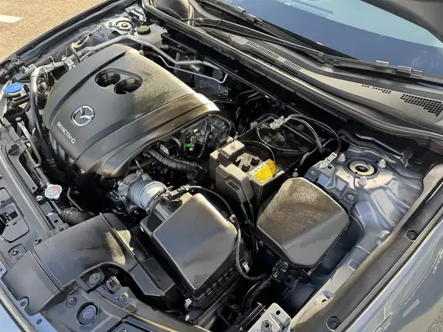 マツダ マツダ３ファストバック 20S ブラックトーンED 千葉県 2022(令4)年 2.2万km ポリメタルグレーM ワンオーナー/i-ACTIVSENSE/・衝突被害軽減ブレーキ/・AT誤発進抑制機能/・レーンキープアシスト/ブラインドスポットモニタリング/前後コーナーセンサー/純正ナビ/CD/DVD/BT/フルセグTV/バック+全方位カメラ/ETC/前後ドラレコ/純正フロアマット/純正18インチアルミホイール/パドルシフト/LEDヘッドライト/オートライト/オートハイビーム/W+サイドエアバッグ/スマートキー/スペアキー1本/取扱説明書＆保証書