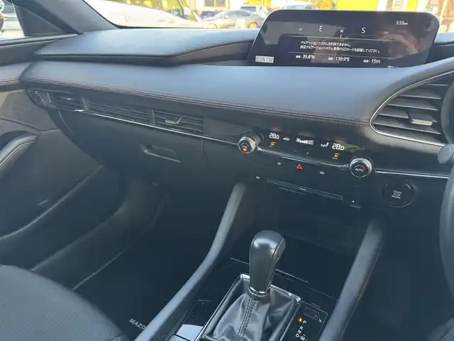 マツダ マツダ３ファストバック 20S ブラックトーンED 千葉県 2022(令4)年 2.2万km ポリメタルグレーM ワンオーナー/i-ACTIVSENSE/・衝突被害軽減ブレーキ/・AT誤発進抑制機能/・レーンキープアシスト/ブラインドスポットモニタリング/前後コーナーセンサー/純正ナビ/CD/DVD/BT/フルセグTV/バック+全方位カメラ/ETC/前後ドラレコ/純正フロアマット/純正18インチアルミホイール/パドルシフト/LEDヘッドライト/オートライト/オートハイビーム/W+サイドエアバッグ/スマートキー/スペアキー1本/取扱説明書＆保証書