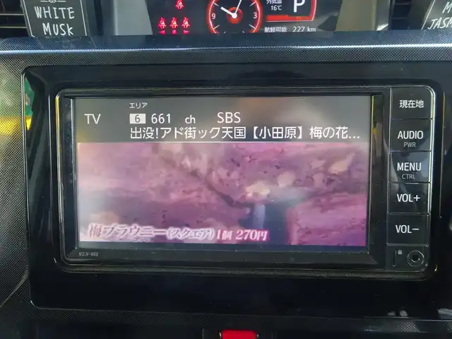 トヨタ ルーミー G 静岡県 2019(令1)年 5.4万km パールホワイトⅢ 禁煙車/両側パワースライドドア/車検令和8年8月29日まで/純正SDナビ　NSCNーW68/（CD/SD/BT/AUX/ワンセグTV）/バックカメラ/ステアリングリモコン/プッシュスタート・スマートキー/クルーズコントロール/スマートアシスト3/・衝突回避支援ブレーキ機能/・衝突警報機能/・車線逸脱警報機能/・先行車発進お知らせ機能/・オートハイビーム/・コーナーセンサー/純正前方ドライブレコーダー/ビルトインETC/純正フロアマット・バイザー/保証書・取扱説明書/記録簿