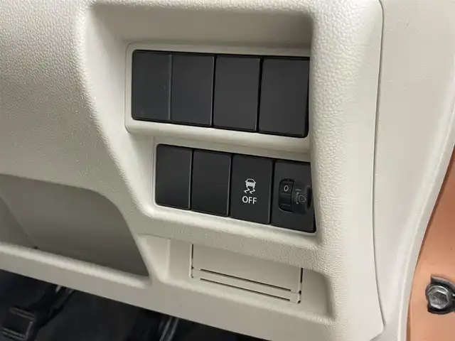 スズキ ワゴンＲ FA 大分県 2018(平30)年 9.1万km リフレクティブオレンジM 社外オーディオ/・CD/AM/FM/AUX/純正フロアマット/ドアバイザー/電動格納ミラー/横滑り防止装置/マニュアルレベライザー/リモコンキー