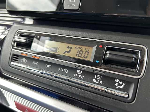 スズキ スペーシア カスタム HYBRID XS 福岡県 2022(令4)年 2.7万km ピュアホワイトパール/ブラック2トーン 禁煙車/ワンオーナー/メーカーナビ/フルセグtv/FM/AM/Bluetooth/USB/DVD/CD/全方位カメラ/バックカメラ/両側電動スライドドア/追従式クルーズコントロール/レーンキープアシスト/衝突被害軽減ブレーキ/レーンキープアシスト/コーナーセンサー/LEDヘッドライト/オートライト/ヘッドアップディスプレイ/純正アルミホイール/ステアリングスイッチ/前後ドライブレコーダー/革巻きステアリング/スペアキー/保証書/取扱説明書