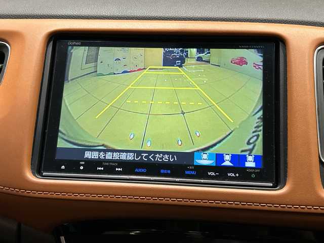 ホンダ ヴェゼル ハイブリッド Z ホンダセンシング 埼玉県 2017(平29)年 4.6万km ホワイトオーキッドパール ホンダセンシング/純正ナビ/　　CD/DVDBT/フルセグTV/バックカメラ/アダプティブクルーズコントロール/LEDオートライト/ハーフレザー/シートヒーター/純正17インチAW/パドルシフト/ステアリングスイッチ/プッシュスタート/ETC/禁煙車