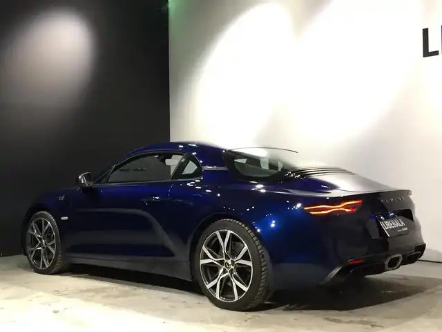 ルノー アルピーヌ ａ１１０ ブルーアビス 年式 令和2年式 青 Id 中古車検索のガリバー