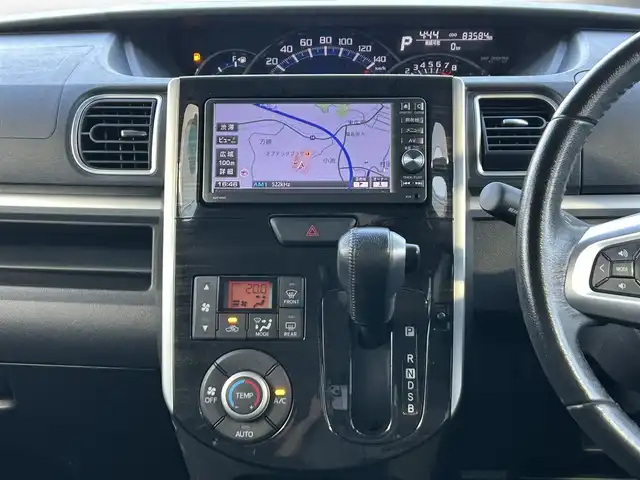 ダイハツ タント カスタム RS SA 道東・釧路十勝 2014(平26)年 8.4万km タングステングレーM ４ＷＤ/純正メモリナビ/(AM FM BT CD DVD)/バックカメラ/両側パワースライドドア/衝突軽減ブレーキ/両側パワースライドドア/オートライト/スマートキー/プッシュスタート/純正フロアマット/ＥＴＣ/取扱説明書
