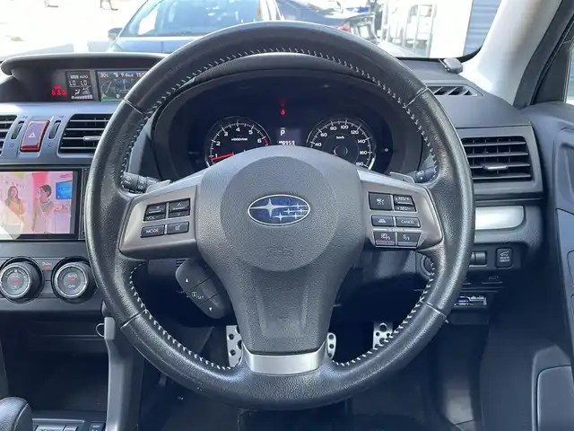 スバル フォレスター 2．0XT アイサイト 道央・札幌 2013(平25)年 13.2万km ダークグレーメタリック ４WD/社外HDDナビ(AM/FM/CD/DVD/BT/HDD/SD)/フルセグ(走行中視聴可)/バックカメラ/MTモード付AT/ウィンカーミラー/ドアバイザー/プッシュスタート/シートヒーター/パワーバックドア/ビルトインETC/ステアリングスイッチ/パドルシフト/クルーズコントロール(追従走行あり)/防眩ミラー/ドライブレコーダー/オートライト/フォグランプ/衝突軽減ブレーキ/レーンキープアシスト/横滑り防止装置/スペアキー/エンジンスターター/積込夏タイヤ/　(純正AW付 225/55R18 17年製 溝２ｍｍ)