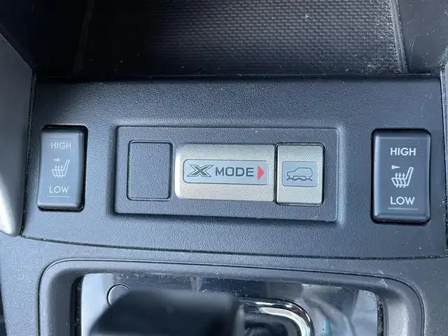 スバル フォレスター 2．0XT アイサイト 道央・札幌 2013(平25)年 13.2万km ダークグレーメタリック ４WD/社外HDDナビ(AM/FM/CD/DVD/BT/HDD/SD)/フルセグ(走行中視聴可)/バックカメラ/MTモード付AT/ウィンカーミラー/ドアバイザー/プッシュスタート/シートヒーター/パワーバックドア/ビルトインETC/ステアリングスイッチ/パドルシフト/クルーズコントロール(追従走行あり)/防眩ミラー/ドライブレコーダー/オートライト/フォグランプ/衝突軽減ブレーキ/レーンキープアシスト/横滑り防止装置/スペアキー/エンジンスターター/積込夏タイヤ/　(純正AW付 225/55R18 17年製 溝２ｍｍ)