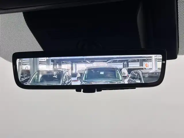 トヨタ ヴェルファイア ハイブリット Z プレミア 大阪府 2025(令7)年 0.6万km ブラック ガラスルーフ　ユニバーサルステップ　純正ナビ　全周囲カメラ　BT フルセグTV 純正フリップダウンモニター　パーキングアシスト　デジタルインナーミラー　両側パワースライドドア　パワーシート　シートヒーター　エアーシート　パワーバックドア　クリアランスソナー ETC　オートライト　LEDヘッドライト