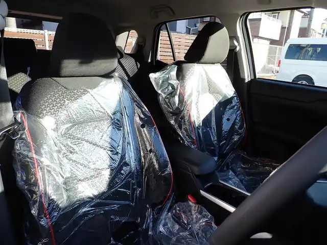 トヨタ ライズ Z 千葉県 2025(令7)年 0.1千km ブラックマイカメタリック/シャイニングホワイトパール 登録済未使用車/純正9インチディスプレイオーディオ/・Appie Car Play/Android Auto/・Bluetooth/AM/FM/フルセグTV/パノラミックビューモニター/バックカメラ/USB端子/HDMI端子/電動パーキングブレーキ/前席シートヒーター/スマートアシスト/・衝突回避支援ブレーキ機能/・衝突警報機能/・車線逸脱警報機能/車線逸脱抑制制御機能/・ふらつき警報/・路外逸脱警報/・ブレーキ制御付誤発進抑制機能/・先行車発進お知らせ機能/アダプティブクルーズコントロール/S-PDL（スマートペダル）/オートライト/LEDヘッドライト/フォグライト/ステアリングスイッチ/プッシュスタート/スマートキー2本/純正17インチAW/純正フロアマット/ウィンカーミラー/電動格納ミラー/取扱説明書/保証書/ディスプレイオーディオ取扱説明書