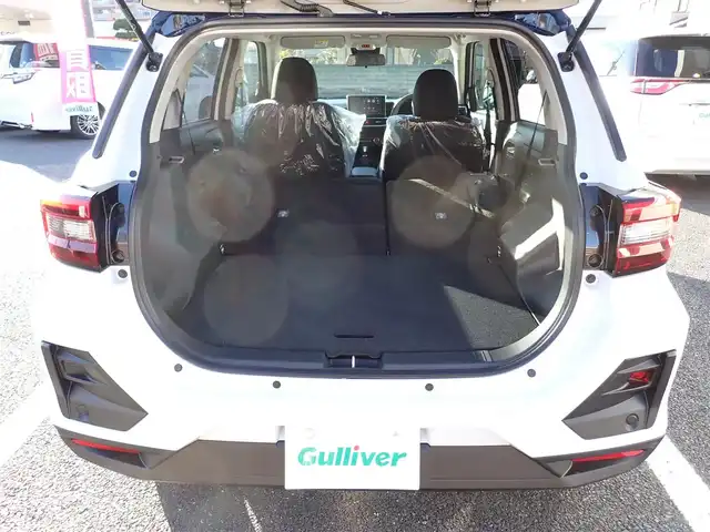 トヨタ ライズ Z 千葉県 2025(令7)年 0.1千km ブラックマイカメタリック/シャイニングホワイトパール 登録済未使用車/純正9インチディスプレイオーディオ/・Appie Car Play/Android Auto/・Bluetooth/AM/FM/フルセグTV/パノラミックビューモニター/バックカメラ/USB端子/HDMI端子/電動パーキングブレーキ/前席シートヒーター/スマートアシスト/・衝突回避支援ブレーキ機能/・衝突警報機能/・車線逸脱警報機能/車線逸脱抑制制御機能/・ふらつき警報/・路外逸脱警報/・ブレーキ制御付誤発進抑制機能/・先行車発進お知らせ機能/アダプティブクルーズコントロール/S-PDL（スマートペダル）/オートライト/LEDヘッドライト/フォグライト/ステアリングスイッチ/プッシュスタート/スマートキー2本/純正17インチAW/純正フロアマット/ウィンカーミラー/電動格納ミラー/取扱説明書/保証書/ディスプレイオーディオ取扱説明書