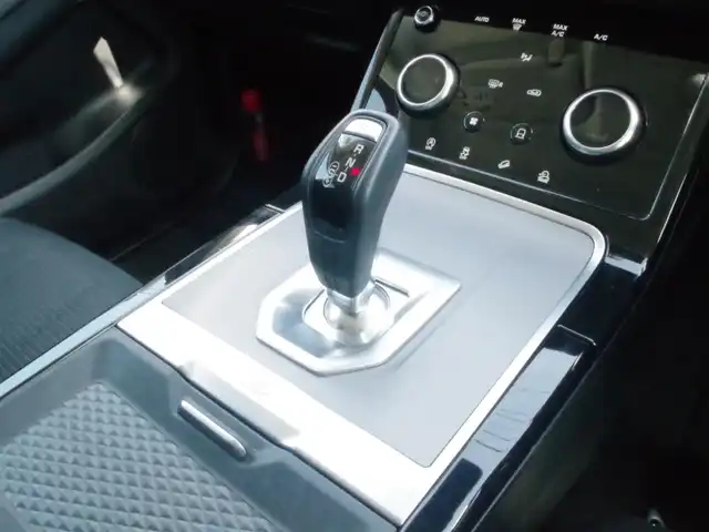 ランドローバー レンジローバーイヴォーク 岩手県 2019(令1)年 3.6万km フジホワイト AEB/LKA/BSM/ACC/純正ナビ/フルセグTV/全方位カメラ/パークセンサー/360度ドラレコ /DSRC/シートヒーター /パワーテールゲート/LEDライト