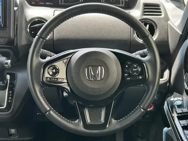 ホンダ Ｎ ＢＯＸ L ターボ 岩手県 2021(令3)年 3万km プラチナホワイトパール ワンオーナー/4WD/ホンダセンシング/社外ナビ/両側パワースライドドア/前方ドライブレコーダー/バックカメラ/シートヒーター/LEDヘッドライト/フォグランプ/オートライト/ヘッドライトレベライザー/純正15インチアルミホイール/Bluetooth/プッシュスタート/スマートキー/エンジンスターターリモコン