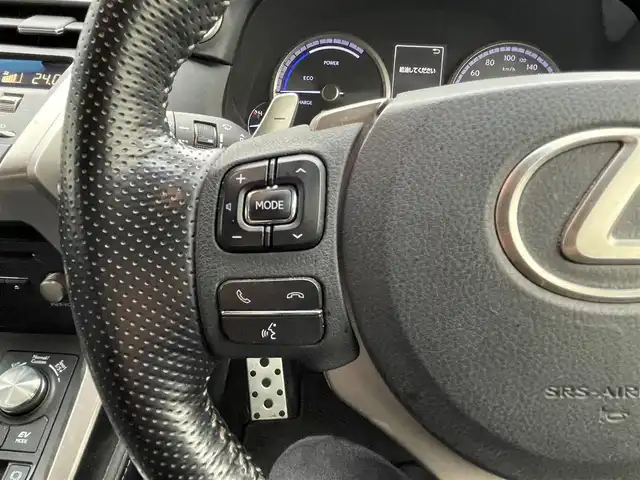 レクサス ＮＸ 300h Fスポーツ 岡山県 2019(令1)年 8.1万km ホワイトノーヴァガラスフレーク コーナーセンサー/BSM/カーテンエアバック/レーンキープアシスト/LEDライト/パドルシフト/純正アルミホイール/純正フロアマット/パワーシート/エアシート/しBSM/カーテンエアバック/レーンキープアシスト/LEDライト/パドルシフト/純正アルミホイール/純正フロアマット/パワーシート/エアシート/シートヒーター