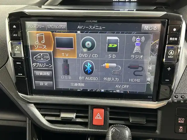 トヨタ ヴォクシー ZS 煌Ⅱ 大阪府 2016(平28)年 5万km ブラック 社外エアロ/グリル VENERDI18incAW ALPINE11incナビTV バックカメラ 衝突軽減ブレーキ レーンアシスト オートハイビーム スマートキー プッシュスタート 両側パワースライドドア オートライト ETC