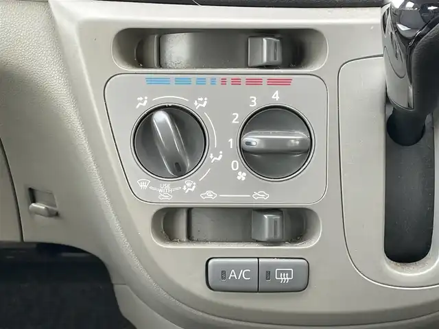 トヨタ ピクシスエポック Xf SA 道央・札幌 2014(平26)年 11.8万km ライトローズマイカメタリック ４WD/純正ディーラーOPナビ/AM/FM/BT/ワンセグ/スマートアシスト/衝突被害軽減ブレーキ/横滑り防止装置/バックカメラ/ドライブレコーダー/エコアイドル/リモコンキー/ハロゲンヘッドライト/ヘッドライトレベライザー/電動格納ミラー/純正フロアマット/ドアバイザー/スペアキー