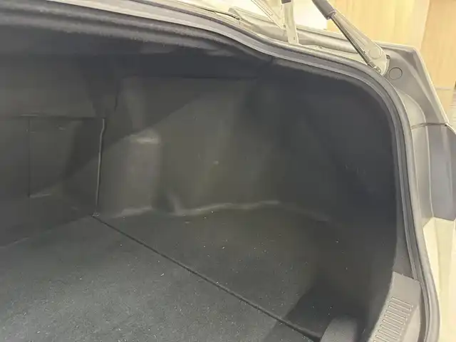 トヨタ クラウン ハイブリッド RS アドバンス 三重県 2019(平31)年 10.5万km ホワイトパールクリスタルシャイン MTモード付フロアCVT/純正 8インチナビ/（AM/FM/CD/DVD/Blu-ray/SDREC/SD/USB/Bluetooth/Miracast/AUX/TV）/【OP】パノラミックビューモニター*1/【OP】トヨタプレミアムサウンド（16スピーカー/12chオーディオAMP）/ドライブレコーダー 前後/ETC/Toyota Safety Sense/・プリクラッシュセーフティ/・レーントレーシングアシスト/・レーダークルコン/・ロードサインアシスト/・オートハイビーム/・ブラインドスポットモニター＋リヤクロストラフィックアラート*1/・インテリジェントクリアランスソナー［パーキングサポートブレーキ（静止物）］*1/・インテリジェント パーキングアシスト2（巻き込み警報機能付）*1/・リヤカメラディテクション*1/など/装備/・【OP】カラーヘッドアップディスプレイ/・本革シート*2/・シートヒーター＆ベンチレーション（D/N）*2/・パワーシート（Dメモリー付8way＋ランバーサポート/N4way）/・パドルシフト/・雨滴感応式フロントワイパー/・AC100Vコンセント（100W）/・3眼LED＆オートライト/・左右独立オートエアコン/など/*…セットでメーカーOP