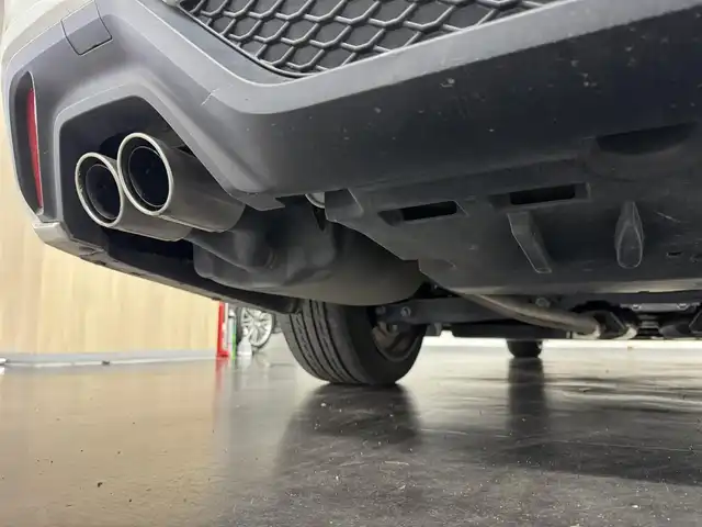 トヨタ クラウン ハイブリッド RS アドバンス 三重県 2019(平31)年 10.5万km ホワイトパールクリスタルシャイン MTモード付フロアCVT/純正 8インチナビ/（AM/FM/CD/DVD/Blu-ray/SDREC/SD/USB/Bluetooth/Miracast/AUX/TV）/【OP】パノラミックビューモニター*1/【OP】トヨタプレミアムサウンド（16スピーカー/12chオーディオAMP）/ドライブレコーダー 前後/ETC/Toyota Safety Sense/・プリクラッシュセーフティ/・レーントレーシングアシスト/・レーダークルコン/・ロードサインアシスト/・オートハイビーム/・ブラインドスポットモニター＋リヤクロストラフィックアラート*1/・インテリジェントクリアランスソナー［パーキングサポートブレーキ（静止物）］*1/・インテリジェント パーキングアシスト2（巻き込み警報機能付）*1/・リヤカメラディテクション*1/など/装備/・【OP】カラーヘッドアップディスプレイ/・本革シート*2/・シートヒーター＆ベンチレーション（D/N）*2/・パワーシート（Dメモリー付8way＋ランバーサポート/N4way）/・パドルシフト/・雨滴感応式フロントワイパー/・AC100Vコンセント（100W）/・3眼LED＆オートライト/・左右独立オートエアコン/など/*…セットでメーカーOP