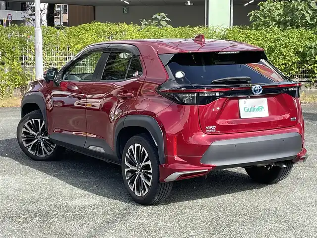 トヨタ ヤリスクロス ハイブリッド Z 熊本県 2021(令3)年 2.5万km センシュアルレッドマイカ ワンオーナー/純正ナビ/バックカメラ/ビルトインETC/前後ドライブレコーダー/純正18インチAW/レーダークルーズ/ハーフレザーシート/右前席パワーシート/前席シートヒーター/LEDヘッドライト/オートライト/フォグライト/前後コーナーセンサー/横滑り防止装置/ウィンカーミラー/純正フロアマット/純正ドアバイザー/新車保証書/取扱説明書/スマートスペアキー×1本