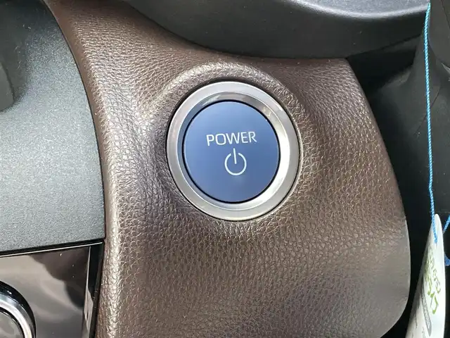 トヨタ ヤリスクロス ハイブリッド Z 熊本県 2021(令3)年 2.5万km センシュアルレッドマイカ ワンオーナー/純正ナビ/バックカメラ/ビルトインETC/前後ドライブレコーダー/純正18インチAW/レーダークルーズ/ハーフレザーシート/右前席パワーシート/前席シートヒーター/LEDヘッドライト/オートライト/フォグライト/前後コーナーセンサー/横滑り防止装置/ウィンカーミラー/純正フロアマット/純正ドアバイザー/新車保証書/取扱説明書/スマートスペアキー×1本