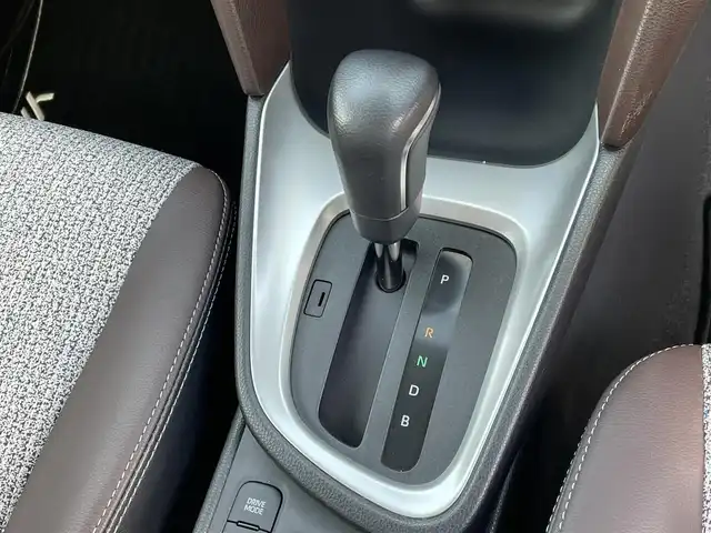 トヨタ ヤリスクロス ハイブリッド Z 熊本県 2021(令3)年 2.5万km センシュアルレッドマイカ ワンオーナー/純正ナビ/バックカメラ/ビルトインETC/前後ドライブレコーダー/純正18インチAW/レーダークルーズ/ハーフレザーシート/右前席パワーシート/前席シートヒーター/LEDヘッドライト/オートライト/フォグライト/前後コーナーセンサー/横滑り防止装置/ウィンカーミラー/純正フロアマット/純正ドアバイザー/新車保証書/取扱説明書/スマートスペアキー×1本