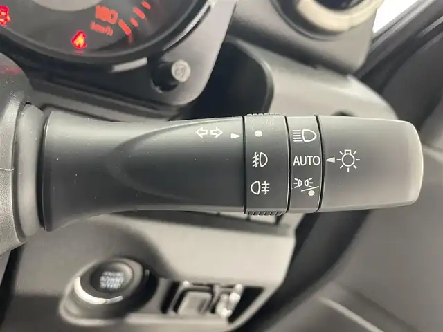 スズキ ジムニー ノマド FC 滋賀県 2025(令7)年 0.1千km 黒 追従クルーズコントロール/リアソナー/衝突軽減ブレーキ/LEDヘッドライト/オートマチックハイビーム/ヒルディセントコントロール/D/Nシートヒーター/純正フロアマット/プッシュスタート/スマートキー/ステアリングリモコン