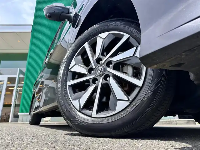日産 セレナ e－パワー ハイウェイスター V 宮城県 2021(令3)年 1.4万km ダイヤモンドブラック セーフティパックA/・SRSエアバッグ（サイド/カーテン）/・インテリジェントアラウンドビューモニター/・インテリジェントルームミラー/・ふらつき警報/・ヒーター付ドアミラー/16インチアルミホイール/オートデュアルエアコン＋リヤヒーターダクト  /＝＝＝/プロパイロット/インテリジェントエマージェンシーブレーキ/踏み間違い衝突防止アシスト/車線逸脱防止支援システム/後側方衝突防止支援システム/標識検知機能/前方衝突予測警報/車線逸脱警報/後側方車両検知警報/後退時車両検知警報/コーナーセンサー/純正10インチナビ/・CD/DVD/・Blu-ray/・Bluetooth/・フルセグTV/ビルトインETC/ドライブレコーダー/両側パワースライドドア/革巻きステアリング/ステアリングスイッチ/LEDヘッドライト/LEDフォグランプ/オートライト/電子パーキング/オートホールド/純正フロアマット/純正ドアバイザー/W/サイド/カーテンエアバッグ