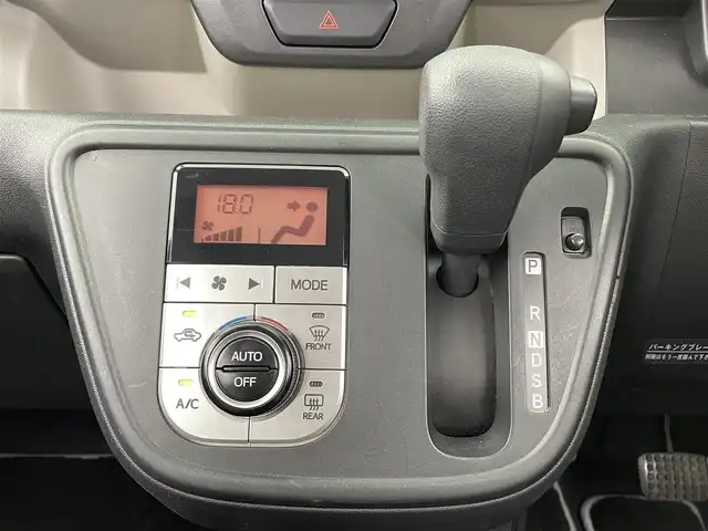 トヨタ パッソ モーダ　S 大分県 2017(平29)年 5.4万km ブラックマイカメタリック ワンオーナー/禁煙車/スマートアシスト2/・衝突警報機能/・衝突回避支援ブレーキ機能/作動車速50km/h以下対象車両のみ/・車線逸脱警報機能/・誤発進抑制機能(前方)/・誤発進抑制機能(後方)/・先行車発進お知らせ機能/純正ナビ　型式：NSCD-W66/・ワンセグTV、CD、BT対応、AM/FM/ステアリングスイッチ/バックカメラ/アイドリングストップ/横滑り防止装置/電動格納ミラー/純正フロアマット/オートライト/LEDヘッドライト/保証書、取説、スペアキー有り
