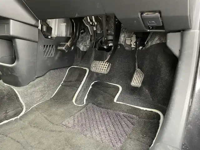 トヨタ パッソ モーダ　S 大分県 2017(平29)年 5.4万km ブラックマイカメタリック ワンオーナー/禁煙車/スマートアシスト2/・衝突警報機能/・衝突回避支援ブレーキ機能/作動車速50km/h以下対象車両のみ/・車線逸脱警報機能/・誤発進抑制機能(前方)/・誤発進抑制機能(後方)/・先行車発進お知らせ機能/純正ナビ　型式：NSCD-W66/・ワンセグTV、CD、BT対応、AM/FM/ステアリングスイッチ/バックカメラ/アイドリングストップ/横滑り防止装置/電動格納ミラー/純正フロアマット/オートライト/LEDヘッドライト/保証書、取説、スペアキー有り