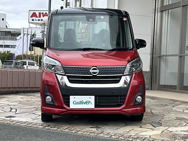 日産 デイズ ルークス ハイウェイスターX 静岡県 2019(令1)年 2.7万km 赤 純正ナビ/・アラウンドビューモニター/・Bluetooth/・CD/DVD/・フルセグTV/主要装備/・プッシュスタート/・ETC車載器/・ドライブレコーダー/・片側パワースライドドア/・衝突被害軽減システム/・レーンキープアシスト/・前後ソナー/・オートマチックハイビーム/・LEDヘッドライト/・純正ＡＷ/・純正フロアマット/・スマートキー/・スペアキー/・後席サンシェード/・リヤシーリングファン/・アイドリングストップ