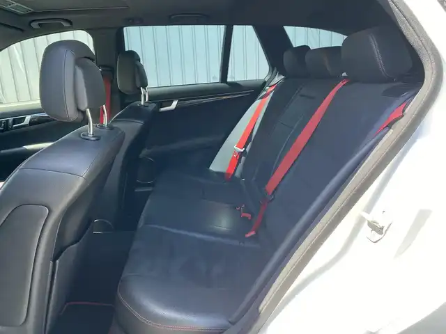 メルセデス・ベンツ Ｃ２００ ブルーエフィシェンシーW AVG 福島県 2012(平24)年 9.6万km 白 【　M ベンツ　C200 ブルーエフィシェンシーW AVG  】/純正HDDナビ フルセグTV/　　CD/Bluetooth/USB/MSV/バックカメラ/HIDヘッドライト/ハーフレザーシート/前席パワーシート/スマートキー/プッシュスタート/スペアキー/クルーズコントロール/パドルシフト/純正18インチアルミホイール/スタッドレスタイヤ（社外ホイール）あり/ステアリングリモコン/ETC/新車保証書/取扱説明書