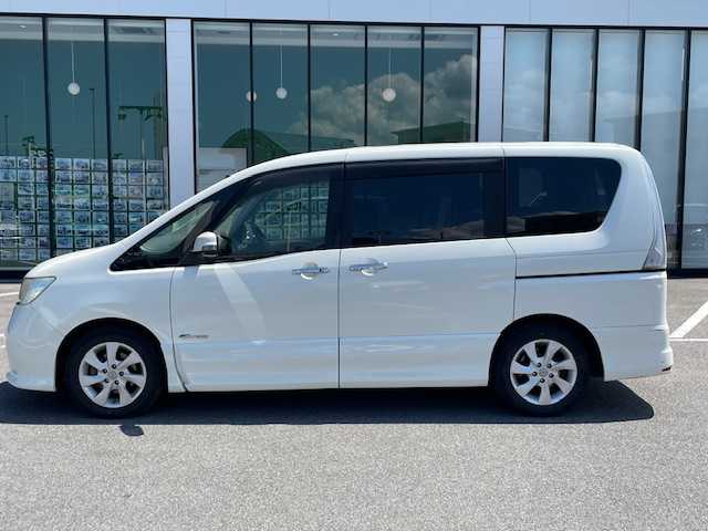 日産 セレナ ハイウェイスター Sハイブリッド 長崎県 2012(平24)年 13.5万km ブリリアントホワイトパール ワンオーナー/純正メモリーナビ/CD/DVD/BT/フルセグTV/バックカメラ/両側パワースライドドア/フリップダウンモニター/クルーズコントロール/キセノンオートライト/ETC