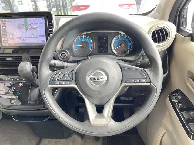 日産 デイズ X 滋賀県 2021(令3)年 5.9万km ソーダブルーM 純正９インチナビ/(CD/DVD/Bluetooth/フルセグTV/AUX)/全方位カメラ/コーナーセンサー/アイドリングストップ/ステアリングリモコン/純正フロアマット/オートライト/オートハイビーム/純正１４インチアルミホイール/ドライブレコーダー/ETC/スマートキー/スペアキー