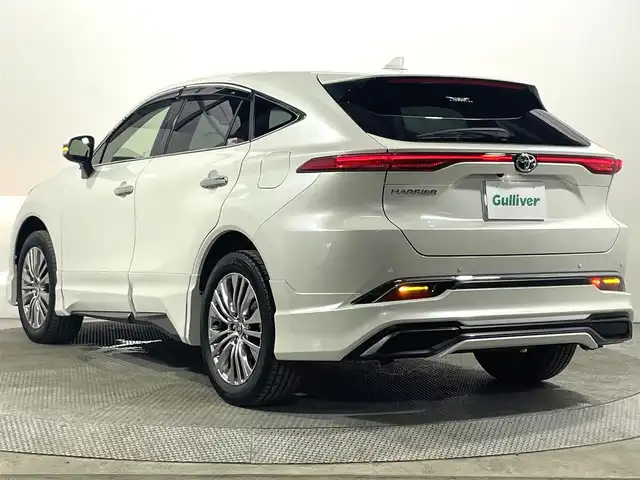 トヨタ ハリアー Z 大阪府 2020(令2)年 1.6万km ホワイトパールクリスタルシャイン モデリスタエアロ 純正12.3incナビTV 360カメラ デジタルインナーミラー ハーフレザー パワーシート 電動リアゲート ヘッドアップディスプレイ レーダーC 衝突軽減ブレーキ レーンアシスト ブラインドSM JBLサウンド