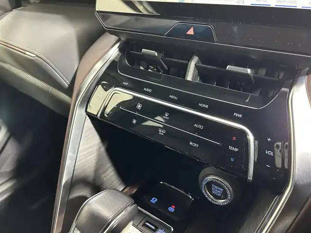 トヨタ ハリアー Z 大阪府 2020(令2)年 1.6万km ホワイトパールクリスタルシャイン モデリスタエアロ 純正12.3incナビTV 360カメラ デジタルインナーミラー ハーフレザー パワーシート 電動リアゲート ヘッドアップディスプレイ レーダーC 衝突軽減ブレーキ レーンアシスト ブラインドSM JBLサウンド