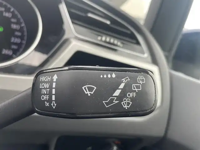 フォルクスワーゲン ゴルフ トゥーラン TSI ハイライン 宮城県 2018(平30)年 11.6万km アトランティックブルーM /ワンオーナー//純正メモリナビ//CD/DVD/SD/BT/USB/MSV/フルセグテレビ//バックカメラ//レーダークルーズコントロール//パドルシフト//プリクラッシュセーフティ//前席シートヒーター//ビルトインETC2.0//パークアシスト//パワーバックドア//LEDヘッドライト//純正ドライブレコーダー//スマートキーx2