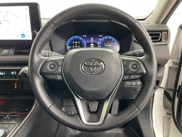 トヨタ ＲＡＶ４ アドベンチャー オフロードPKGⅡ 道央・札幌 2023(令5)年 4.4万km スーパーホワイトⅡ ・4WD/・寒冷地仕様/・純正ナビ/・BT&フルセグTV&Miracast/・バックカメラ/・レーダークルーズコントロール/・レザーシート/・D席メモリ付パワーシート/・前席シートヒーター&ベンチレーション/・ステアリングヒーター/・パワーバックドア/・ダウンヒルアシストコントロール/・デジタルインナーミラー/・ビルトインETC/・コーナーセンサー/・LEDヘッドライト/・オートライト/・オートマチックハイビーム/・フォグランプ/・プッシュスタート/・スマートキー