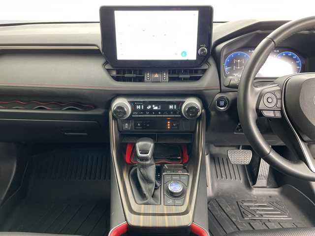 トヨタ ＲＡＶ４ アドベンチャー オフロードPKGⅡ 道央・札幌 2023(令5)年 4.4万km スーパーホワイトⅡ ・4WD/・寒冷地仕様/・純正ナビ/・BT&フルセグTV&Miracast/・バックカメラ/・レーダークルーズコントロール/・レザーシート/・D席メモリ付パワーシート/・前席シートヒーター&ベンチレーション/・ステアリングヒーター/・パワーバックドア/・ダウンヒルアシストコントロール/・デジタルインナーミラー/・ビルトインETC/・コーナーセンサー/・LEDヘッドライト/・オートライト/・オートマチックハイビーム/・フォグランプ/・プッシュスタート/・スマートキー